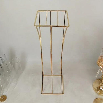 Golden twisted flower stand