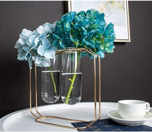 Modern glass vase set