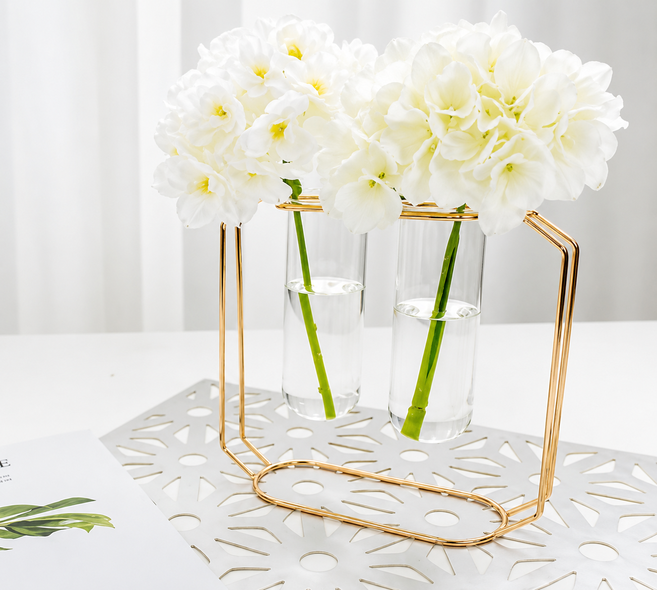 Modern glass vase set