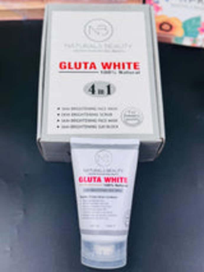 Gluta White Face Wash 120ml All Skin Types Brightening